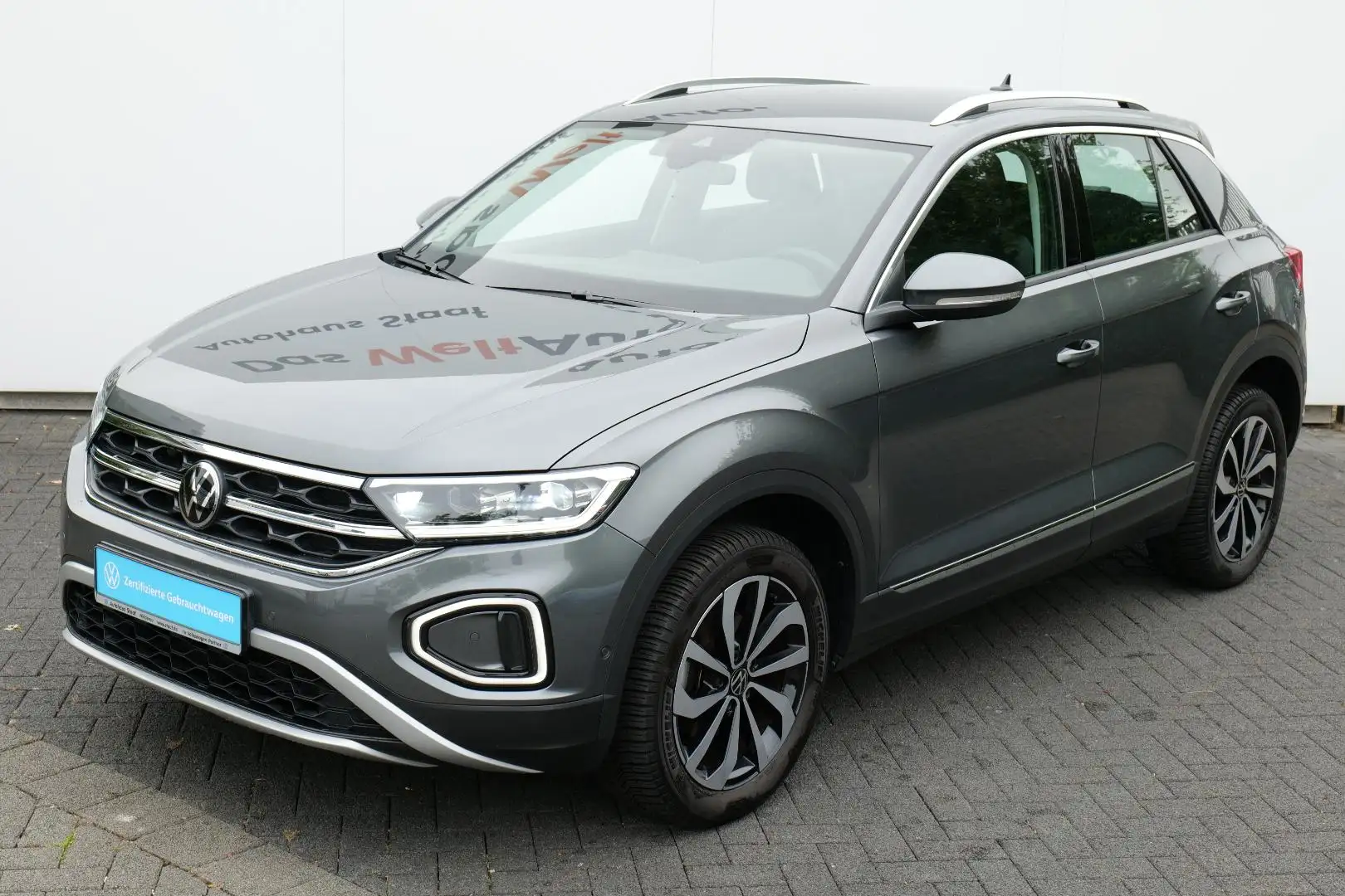 Volkswagen T-Roc Style 1.5 TSI 150PS DSG Grau - 2