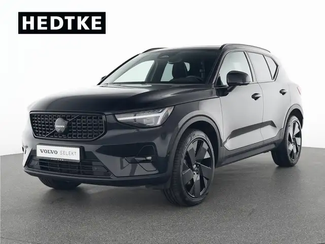 Volvo XC40 B3 Plus Black Edition GSHD*360"20"STHZ*H&K