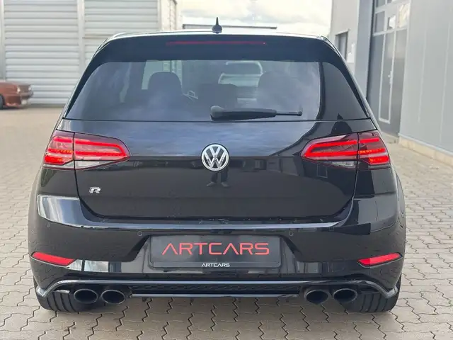Volkswagen Golf view 6