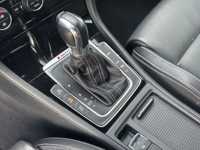 Volkswagen Golf view 15