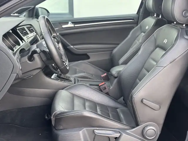 Volkswagen Golf view 8