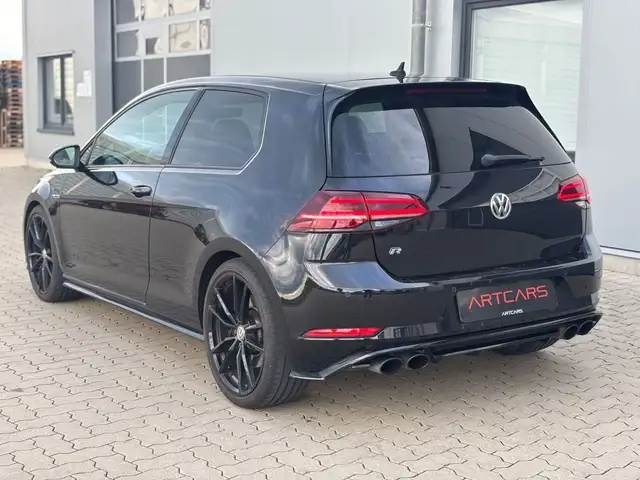 Volkswagen Golf view 5