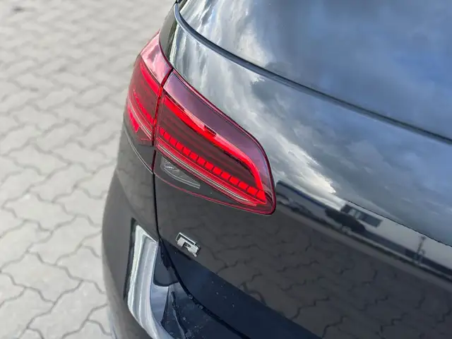 Volkswagen Golf view 17