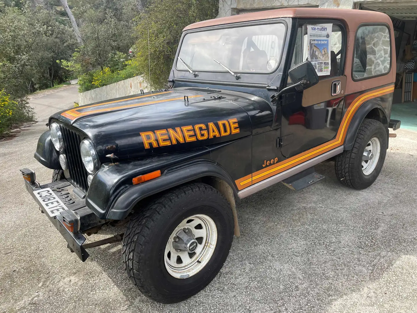 Jeep CJ-7 Renegade Чорний - 1