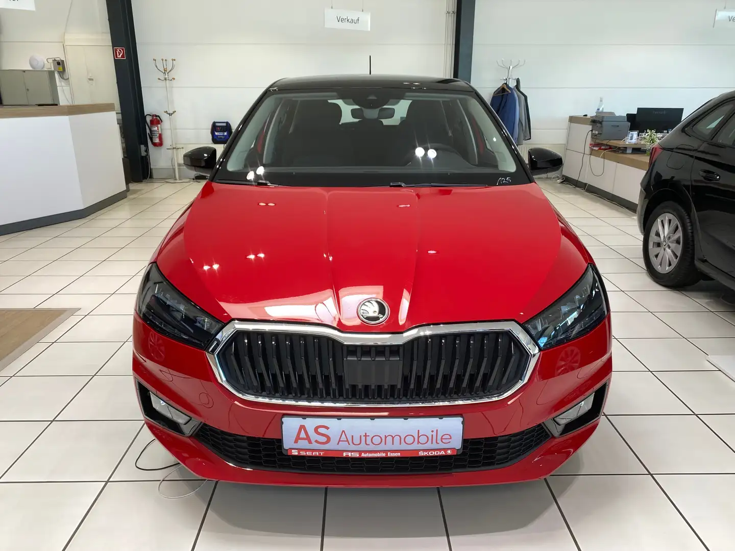 Skoda Fabia Selection Color Concept mit Winterpaket Rot - 2
