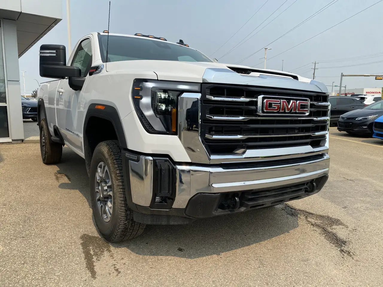 GMC Sierra 3500HD снимка GMC Sierra 3500HD