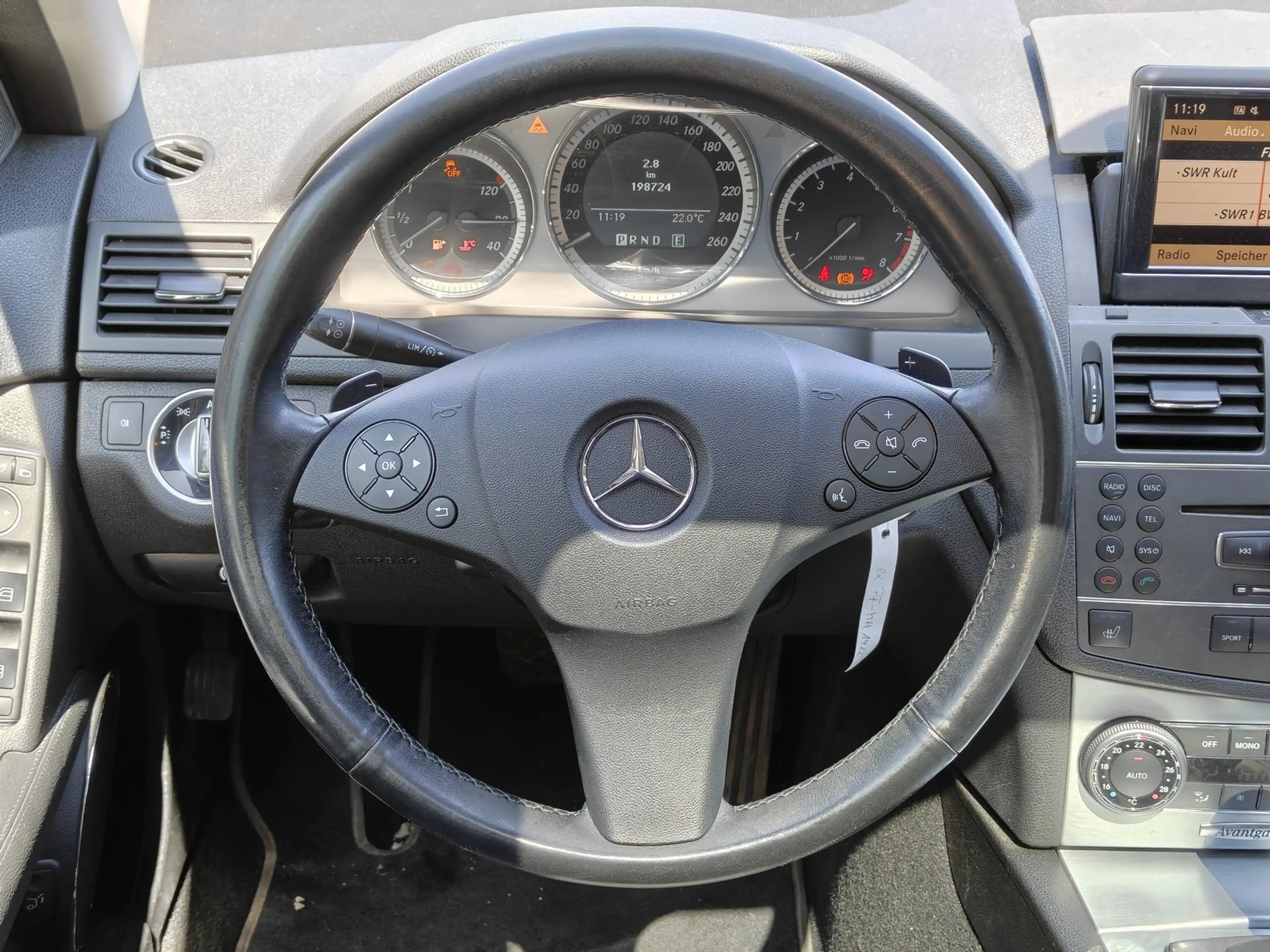 Mercedes-Benz C 350 Avantgar. Comand+ILS+SCHIEBEDACH+PDC+8FACH — photo 14