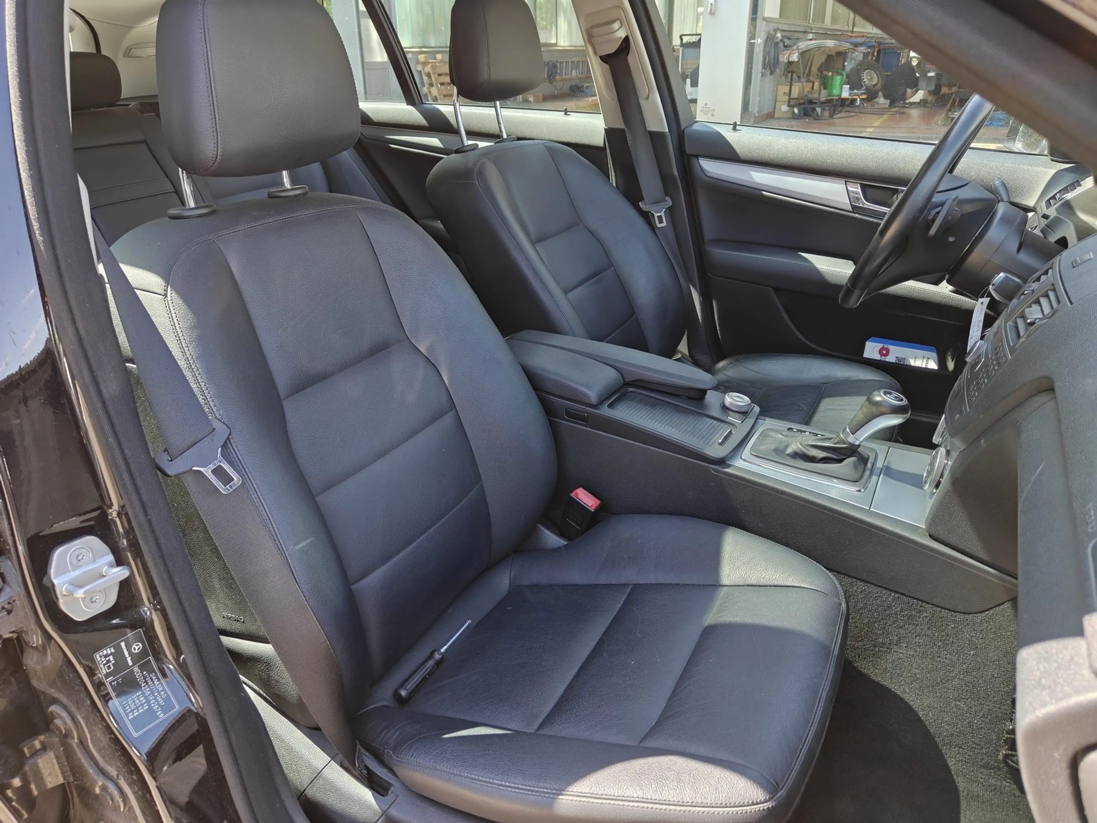 Mercedes-Benz C 350 Avantgar. Comand+ILS+SCHIEBEDACH+PDC+8FACH — photo 9