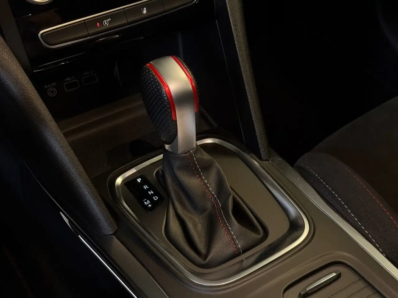 Renault Megane R.S. — photo 27