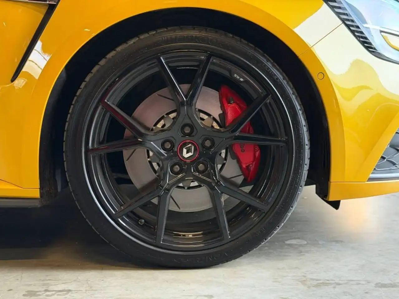 Renault Megane R.S. — photo 10