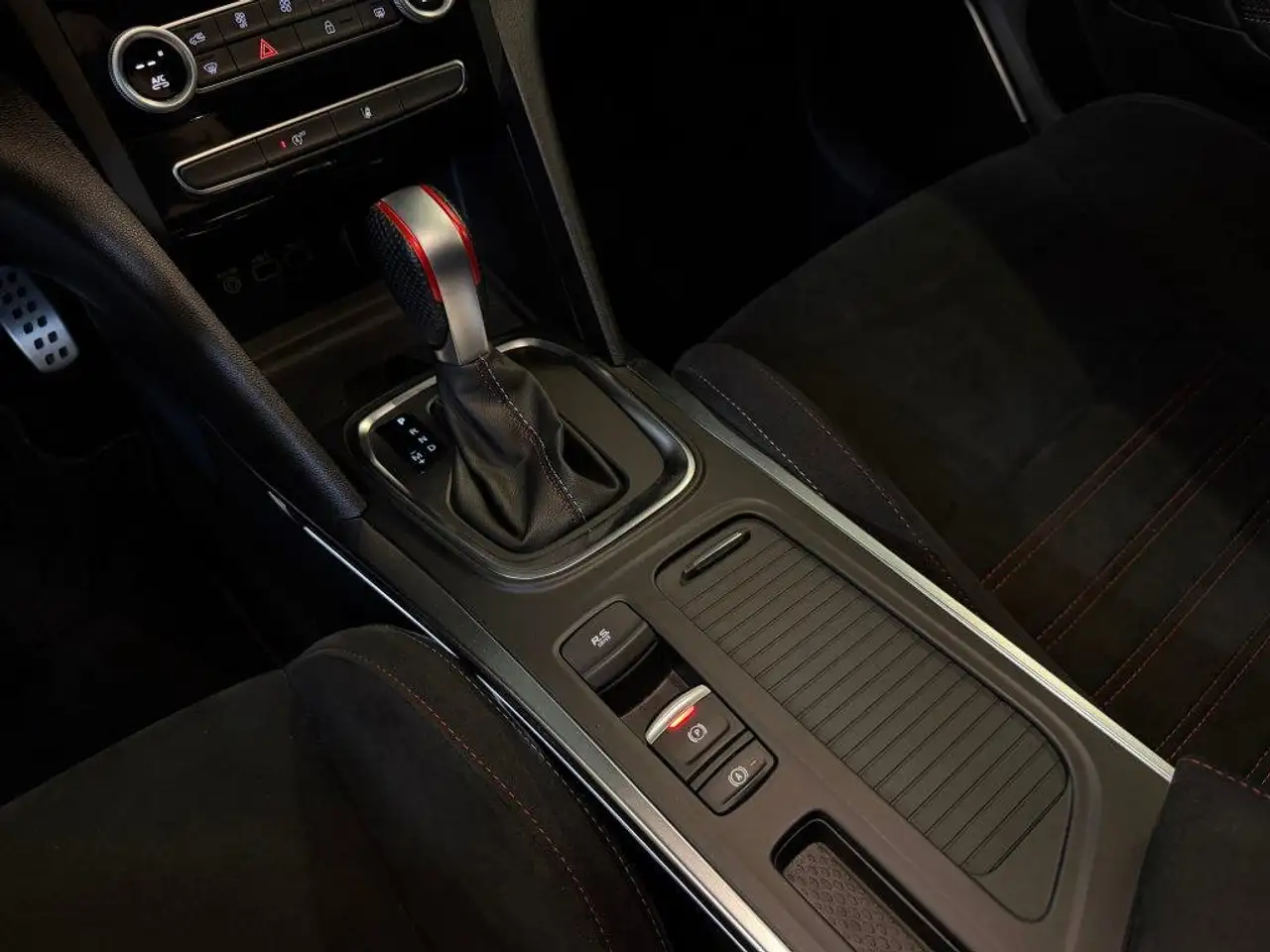 Renault Megane R.S. — photo 28
