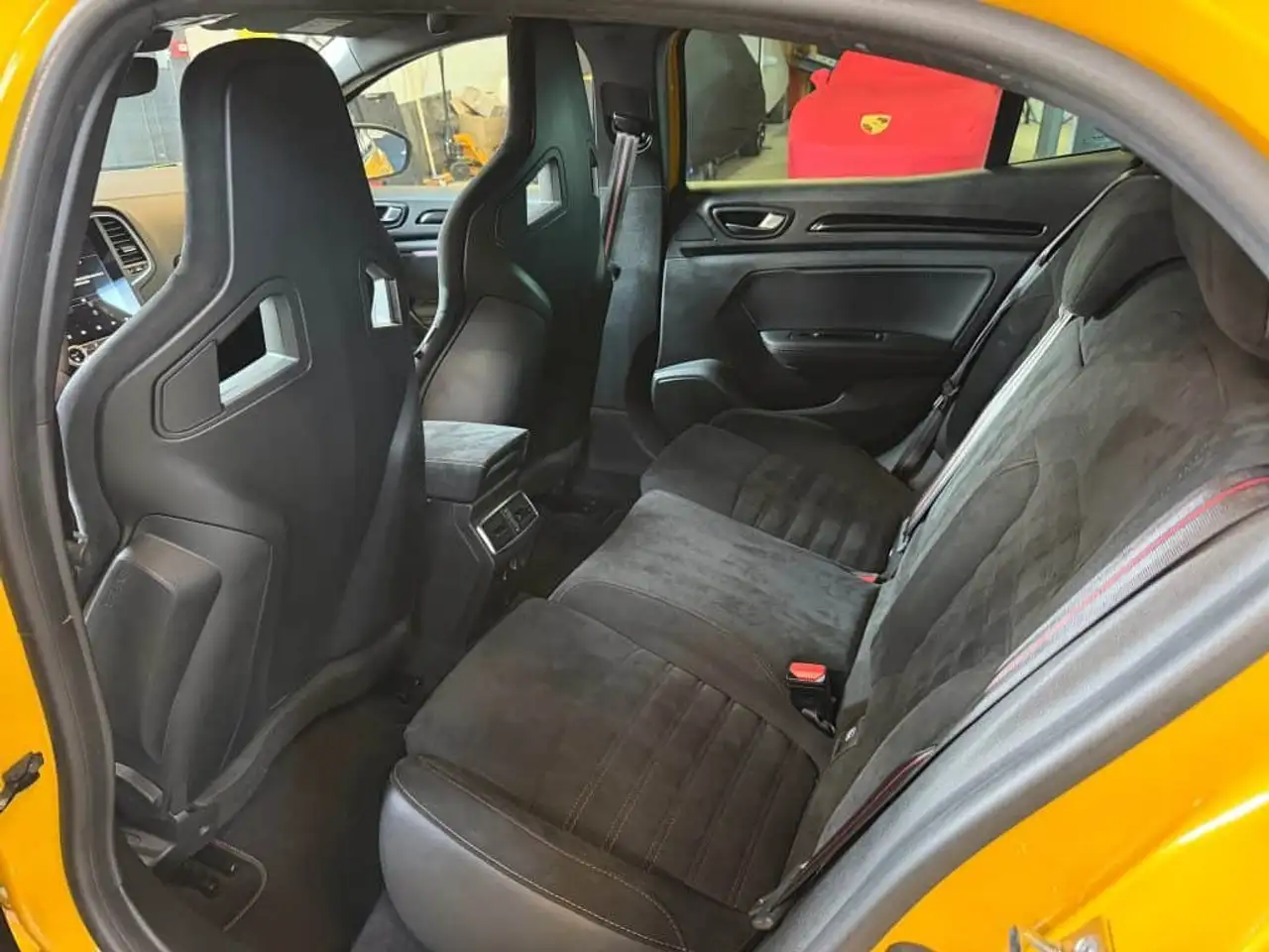 Renault Megane R.S. — photo 22