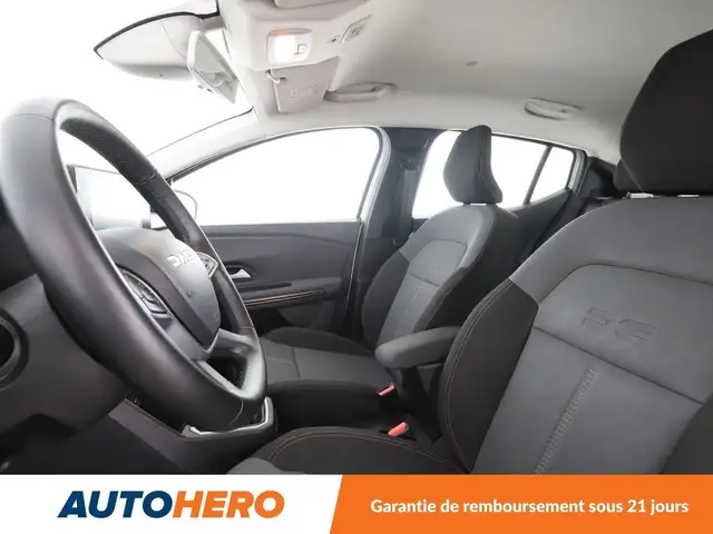 Dacia Sandero view 10