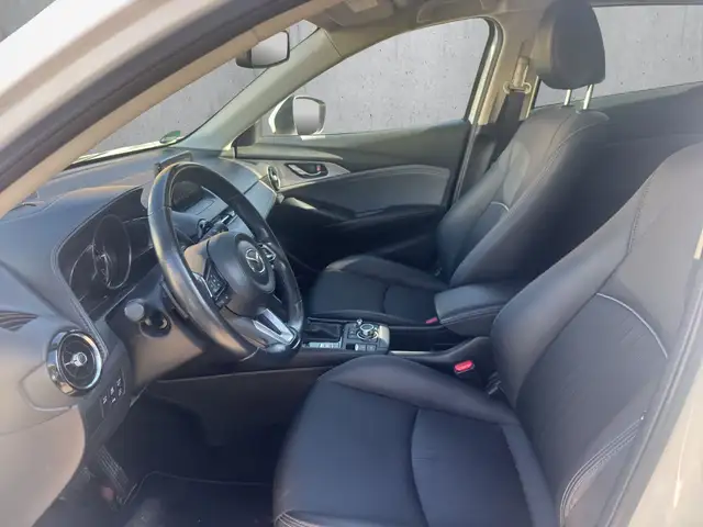 Mazda CX-3 view 9