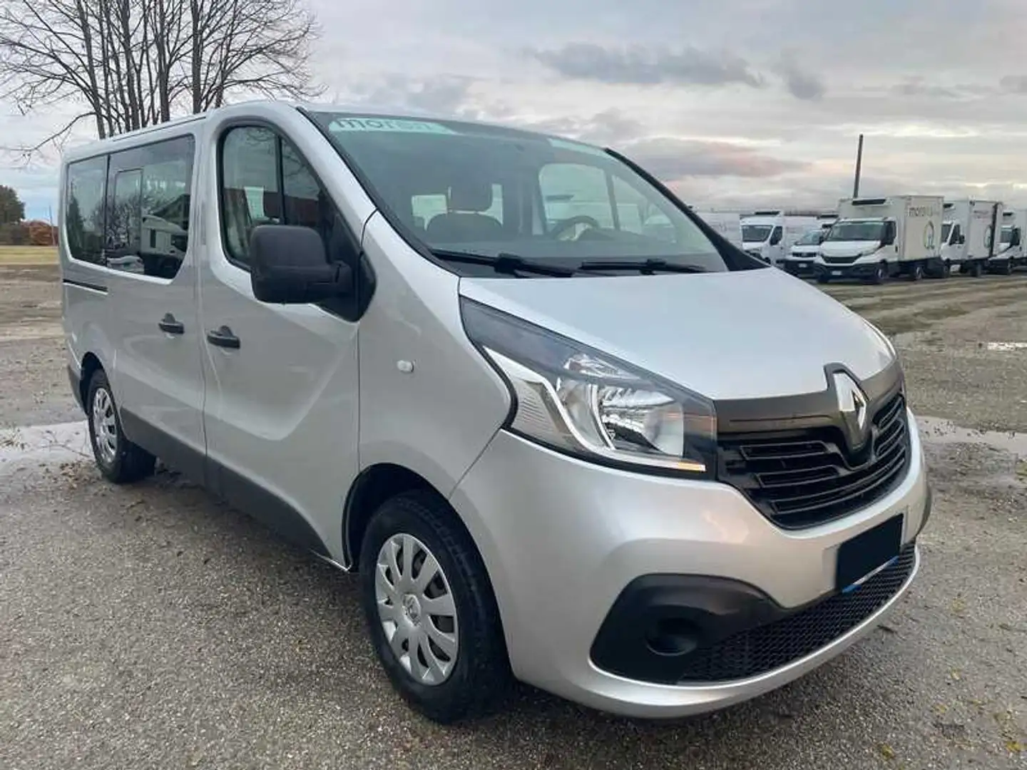 Renault Trafic T27 1.6 dci 125cv L1 H1 S&S E6 9 Posti Argento - 1