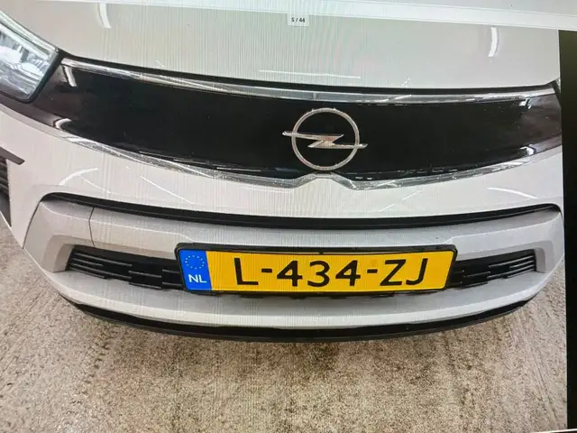 Opel Crossland view 9