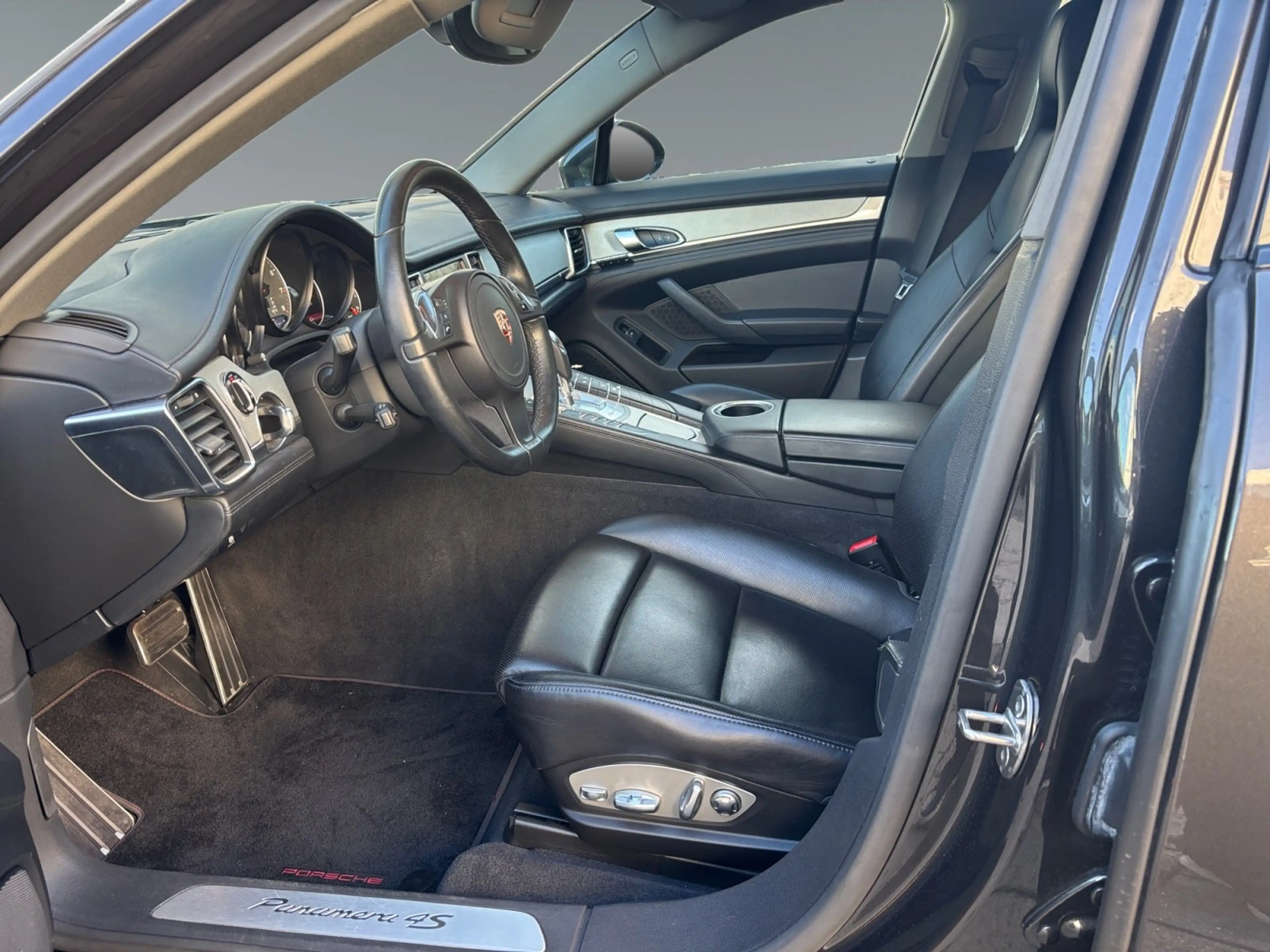 Porsche Panamera 3.0 4S LIFT/SOFT/BOSE/LEDER — photo 10