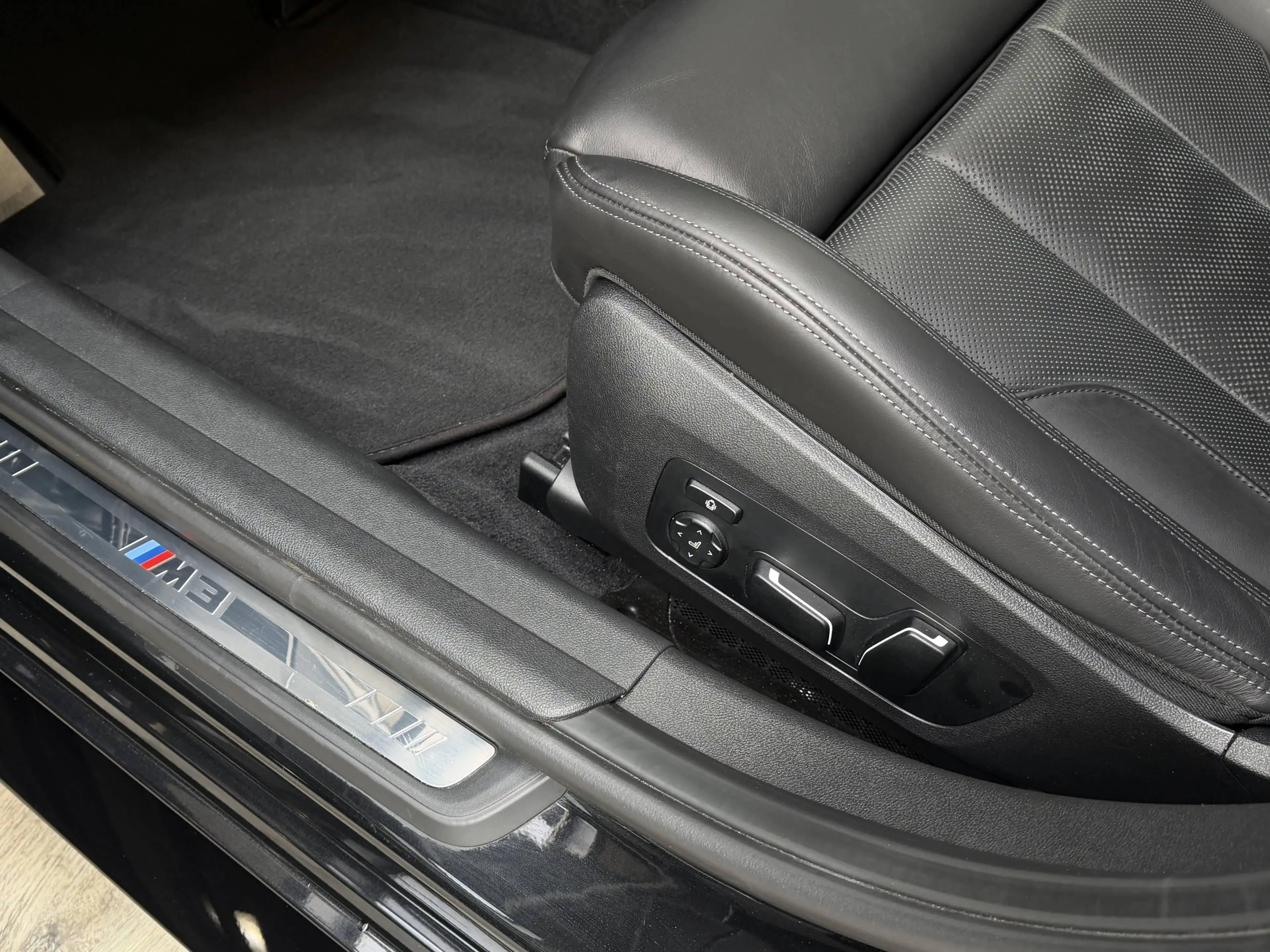 BMW M3 xDr. Competition Sitzlüftung Carbon ACC 360° — photo 15