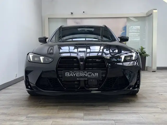 BMW M3 view 2