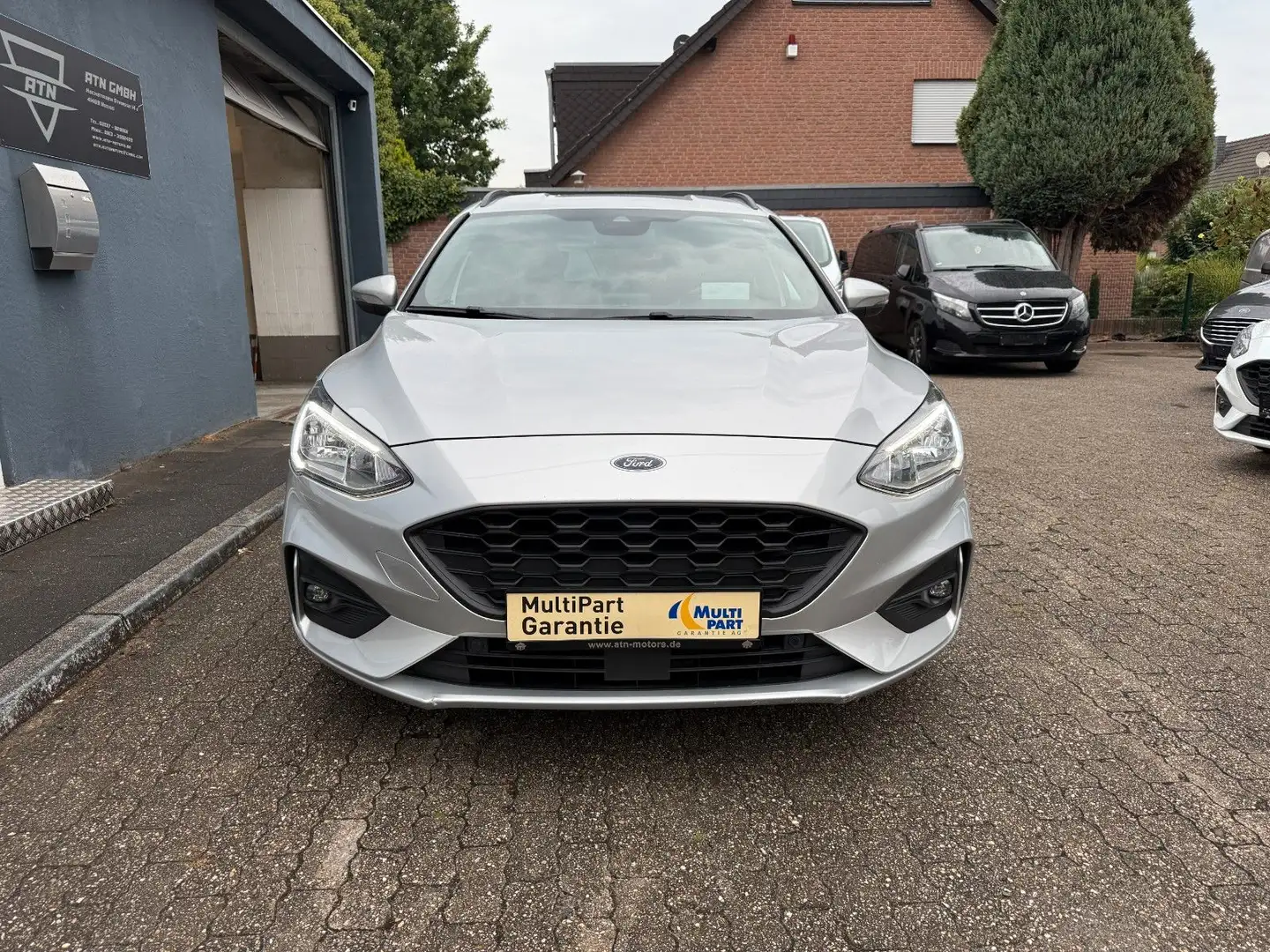 Ford Focus Turnier 1,5 TDCI ST-Line X LED Navi HUD 18 Argent - 2