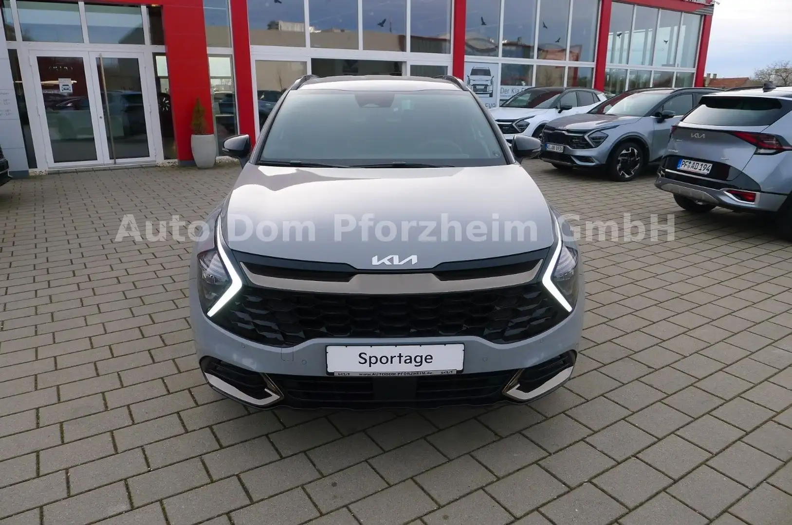 Kia Sportage 1.6 T-GDI  DCT 4WD Nightline Edition Gris - 2