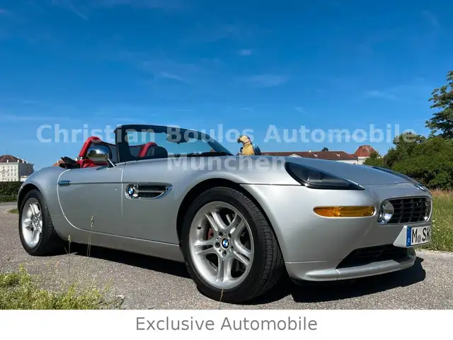 BMW Z8 silber/rotschwarz Ex Italia Scheckheft BMW