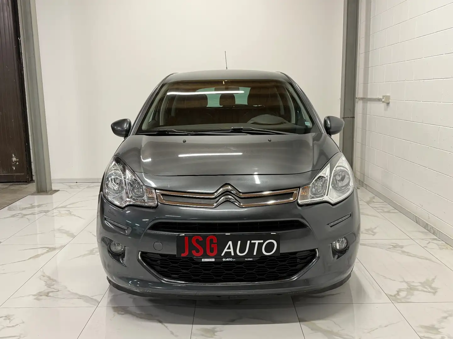 Citroen C3 C3 PureTech 82 Exclusive Gris - 2