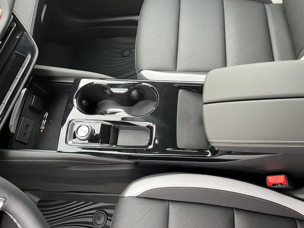 Buick Envision снимка Buick Envision
