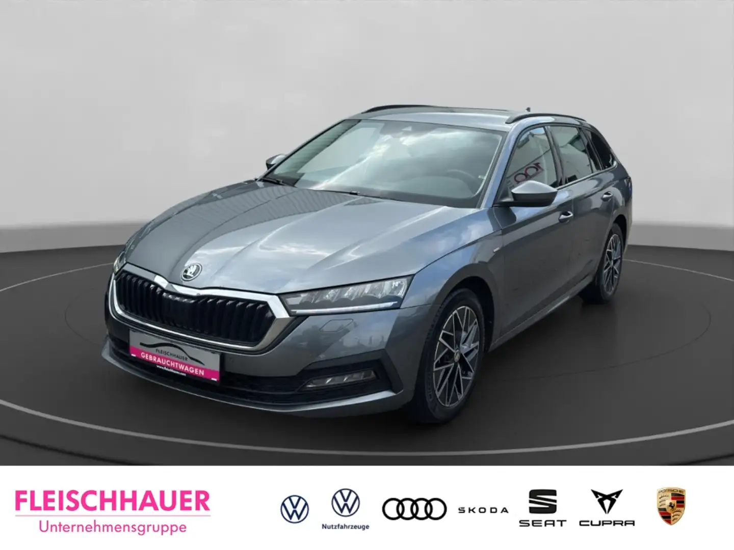 Skoda Octavia Combi 2,0TDI Clever Navi,Kamera,PDC Gris - 1