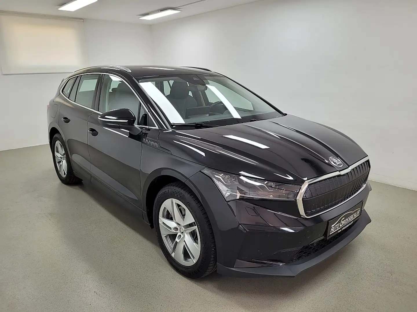 Skoda Enyaq iV 80 82kWh AHK, Matrix-LED, Mwst ausweisbar, 5... Schwarz - 2