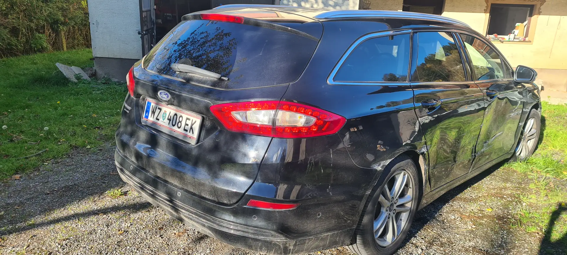 Ford Mondeo Mondeo Titanium 2,0 TDCi Aut. Titanium Schwarz - 1