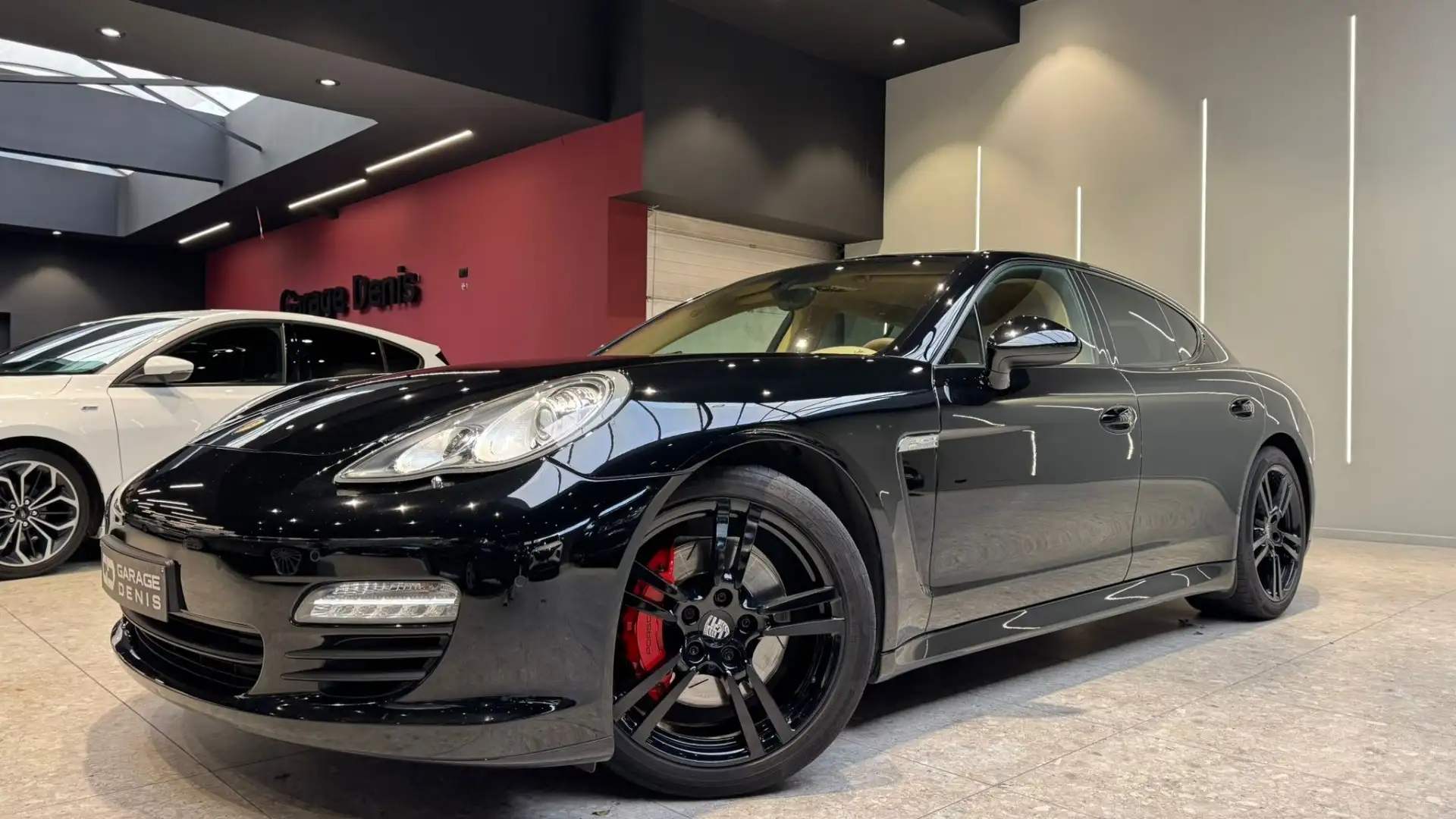 Porsche Panamera 3.0 D V6 DPF Tiptronic*GPS*CUIR*XENON*GARANTIE* Schwarz - 1