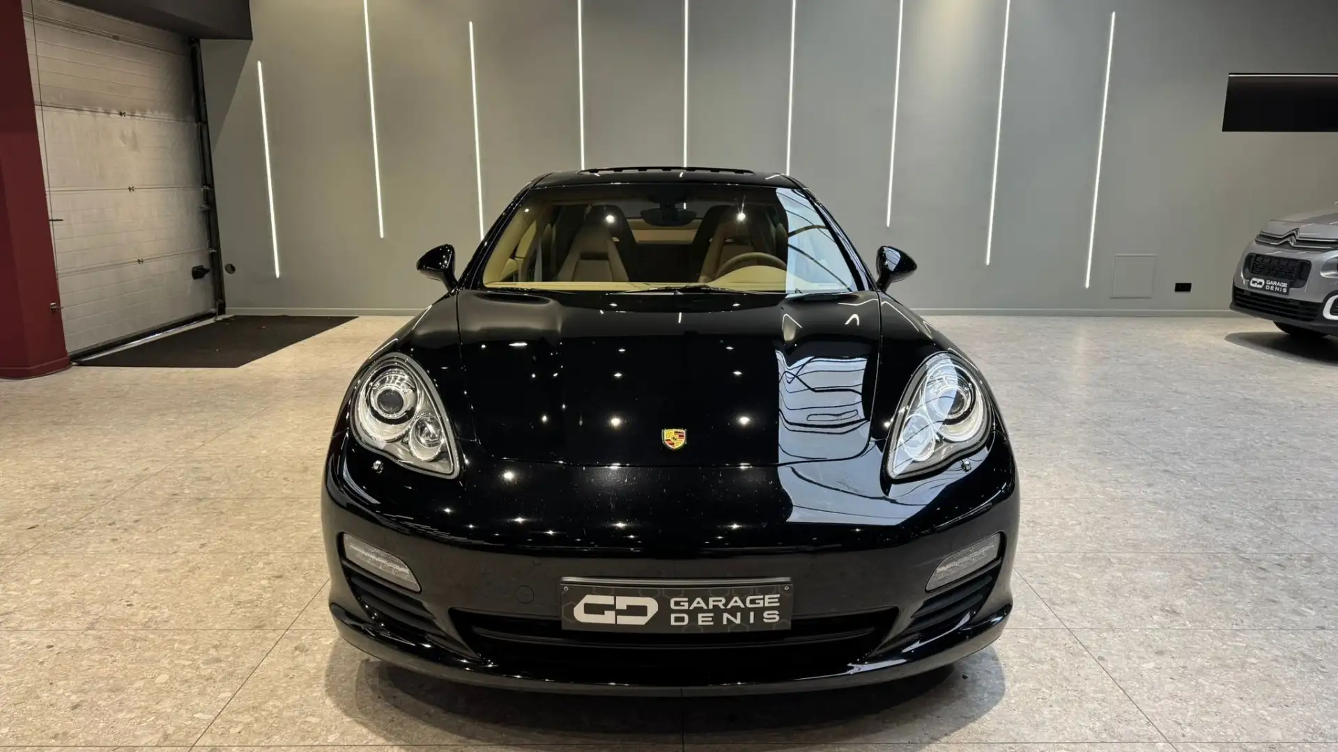 Porsche Panamera 3.0 D V6 DPF Tiptronic*GPS*CUIR*XENON*GARANTIE* Schwarz - 2