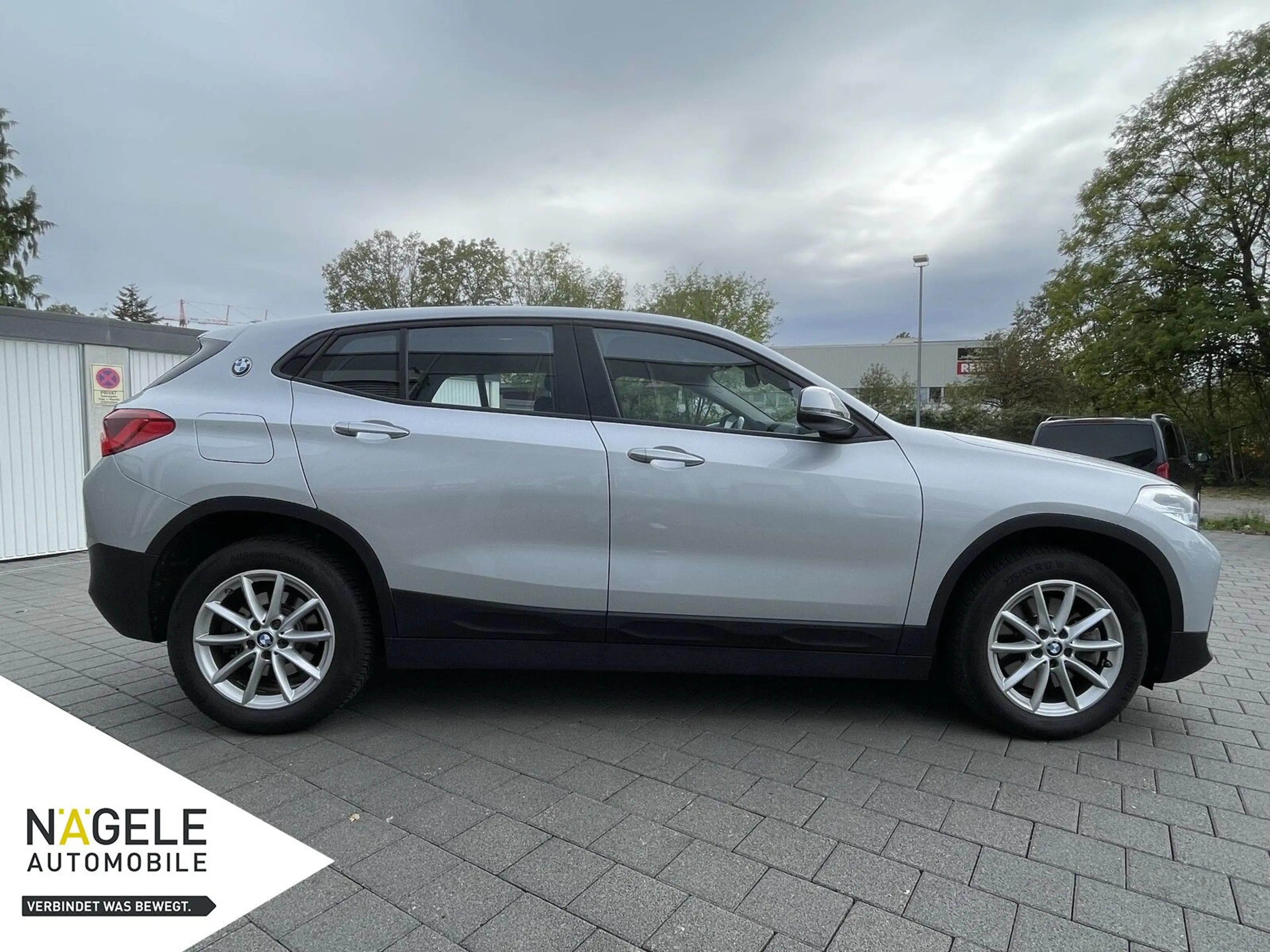 BMW X2 xDrive20i Automatik+AHK+NAVI+LED+PDC+SHZ Navi — photo 4