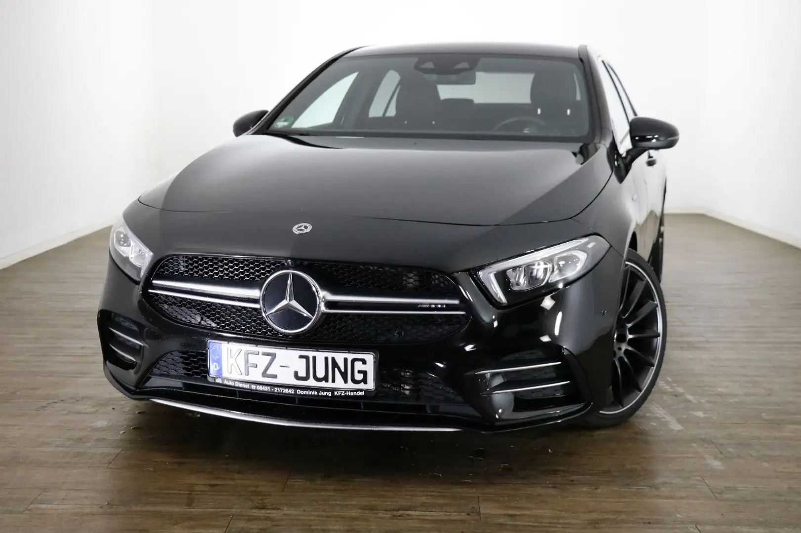 Mercedes-Benz A 35 AMG 4Matic*LED*Burmester*High-End*Ambiente* Schwarz - 1