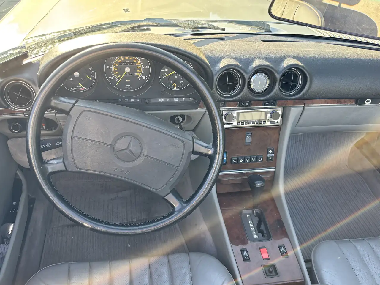 Mercedes-Benz SL 560 Cabrio, foto 9