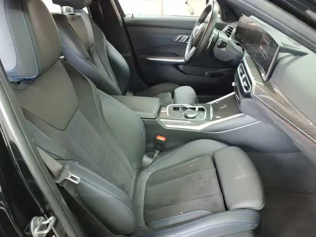 BMW 3 Series view 8