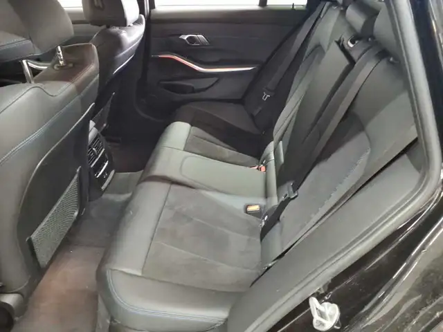 BMW 3 Series view 13