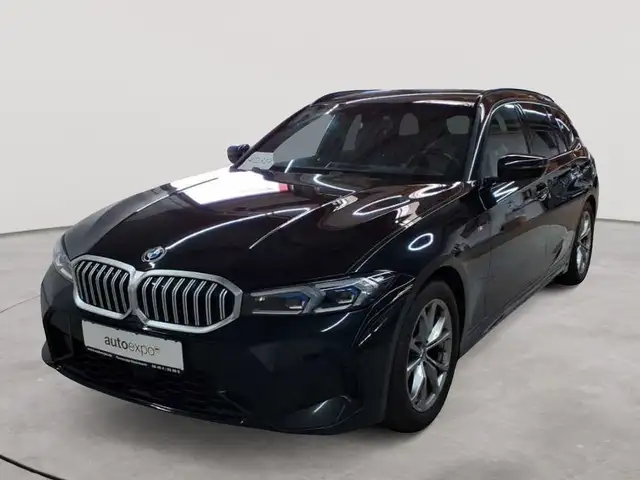 BMW 3 Series view 2