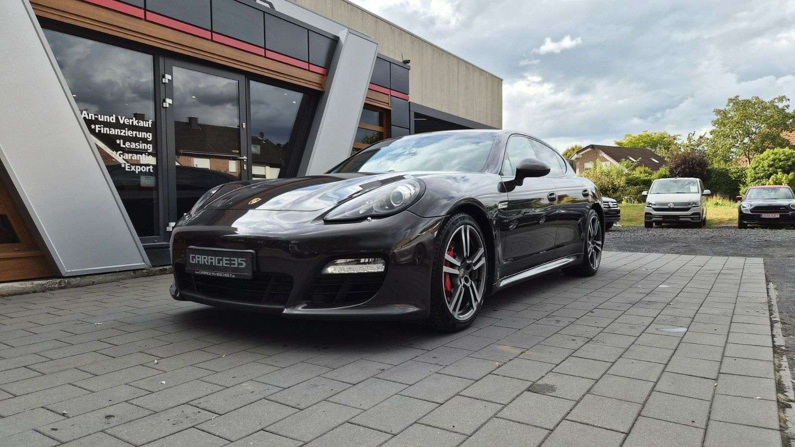 Second hand Porsche Panamera 