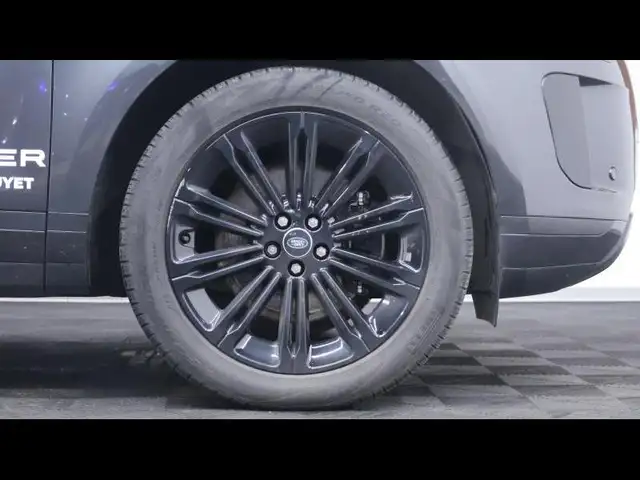 Land Rover Range Rover Evoque view 9