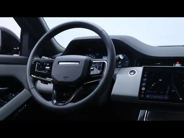 Land Rover Range Rover Evoque view 14