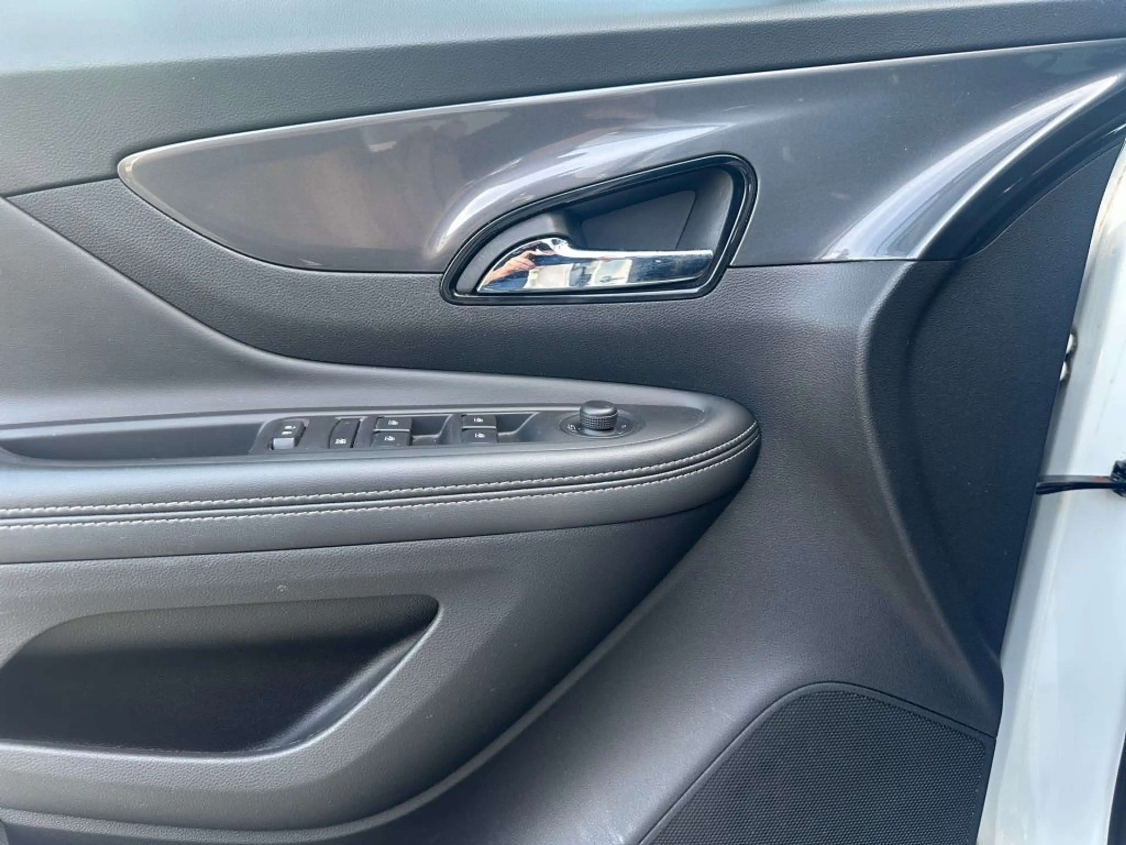 Opel Mokka X 1.4 DI Start/Stop 4x4 Automatik Color Innovation — photo 9