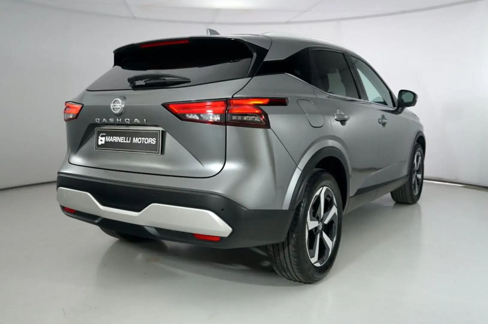 Nissan Qashqai 1.3 158 CV XTRONIC N-CONNECTA Grau - 2