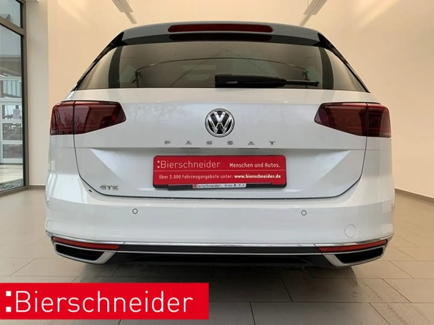 Volkswagen Passat Variant 1.4 TSI DSG GTE DIGITAL COCKPIT AHK NAVI 18 PANO H Blanc - 1