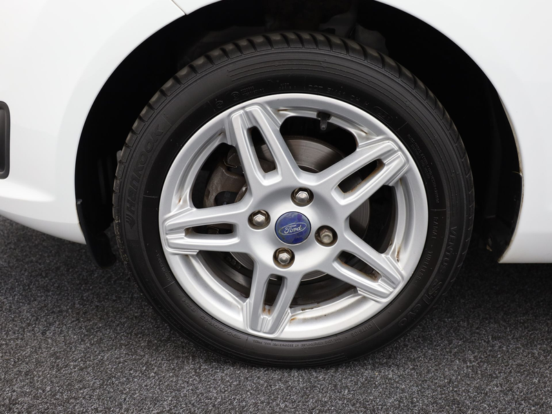 Ford Fiesta 1.0 EcoBoost Titanium | Cruise Control | Parkeerse — photo 25
