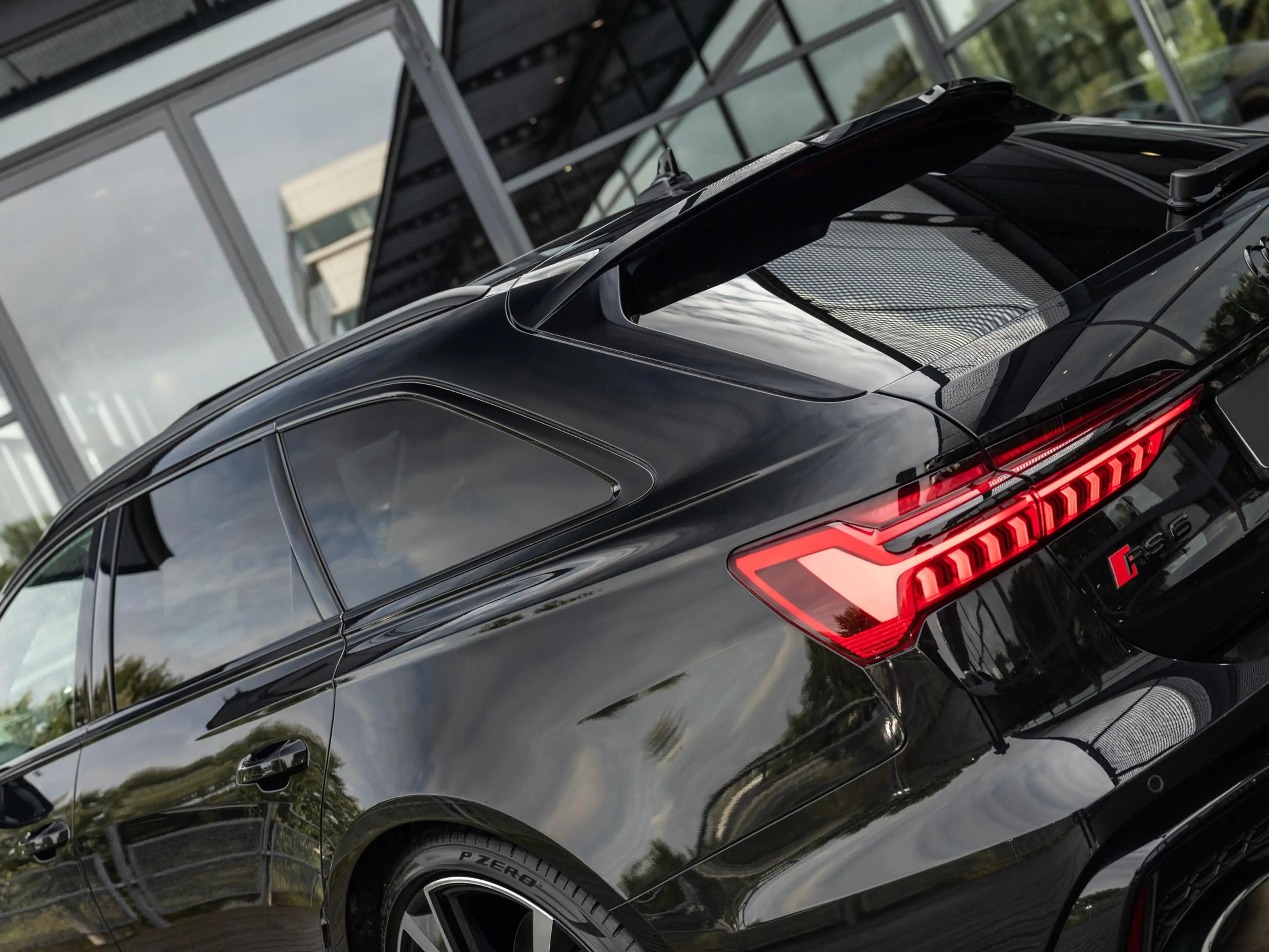 Audi RS6 Avant 4.0 TFSI quattro | DYNAMIC | HEAD-UP DISPLAY — photo 10