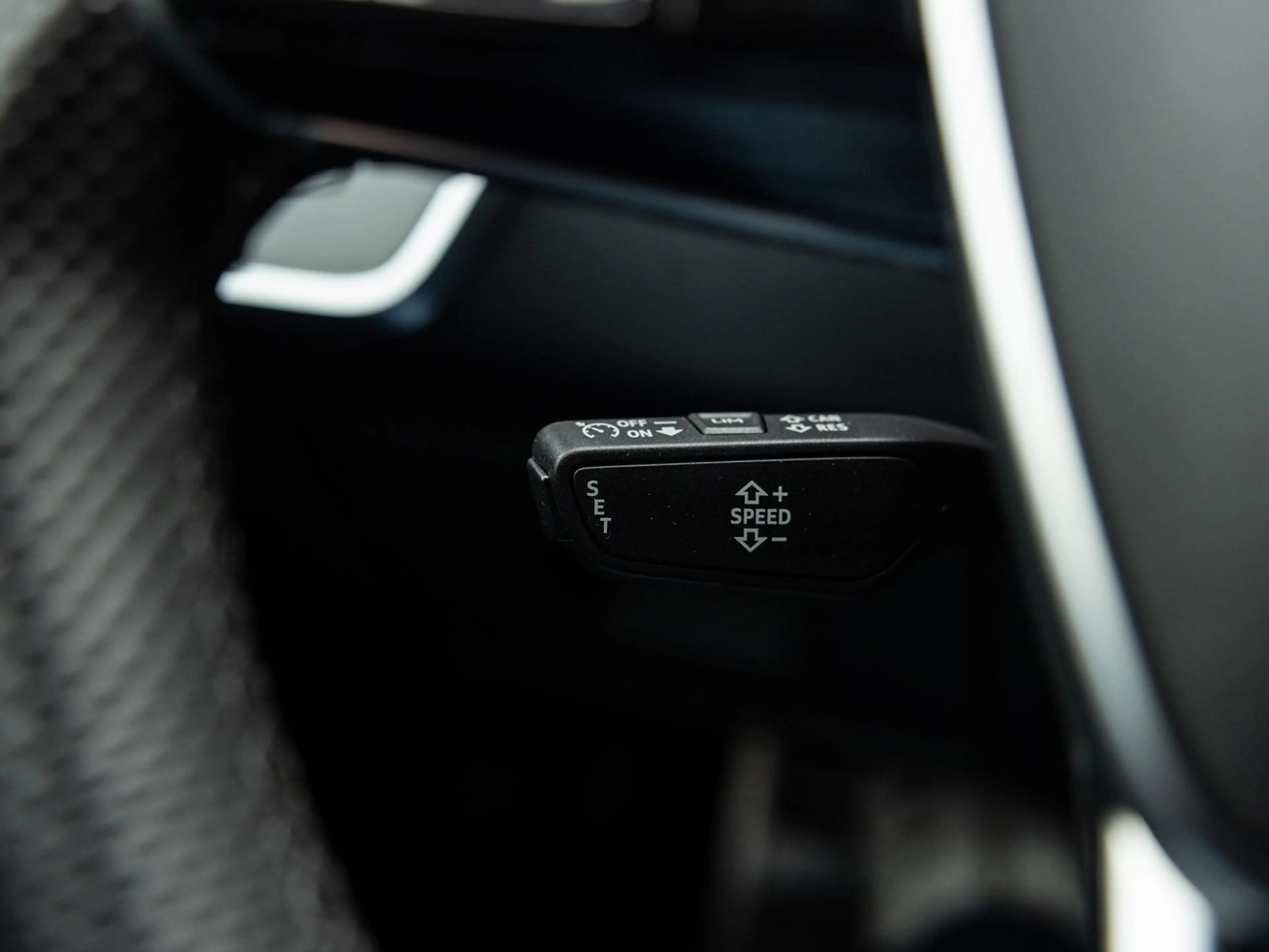 Audi RS6 Avant 4.0 TFSI quattro | DYNAMIC | HEAD-UP DISPLAY — photo 14