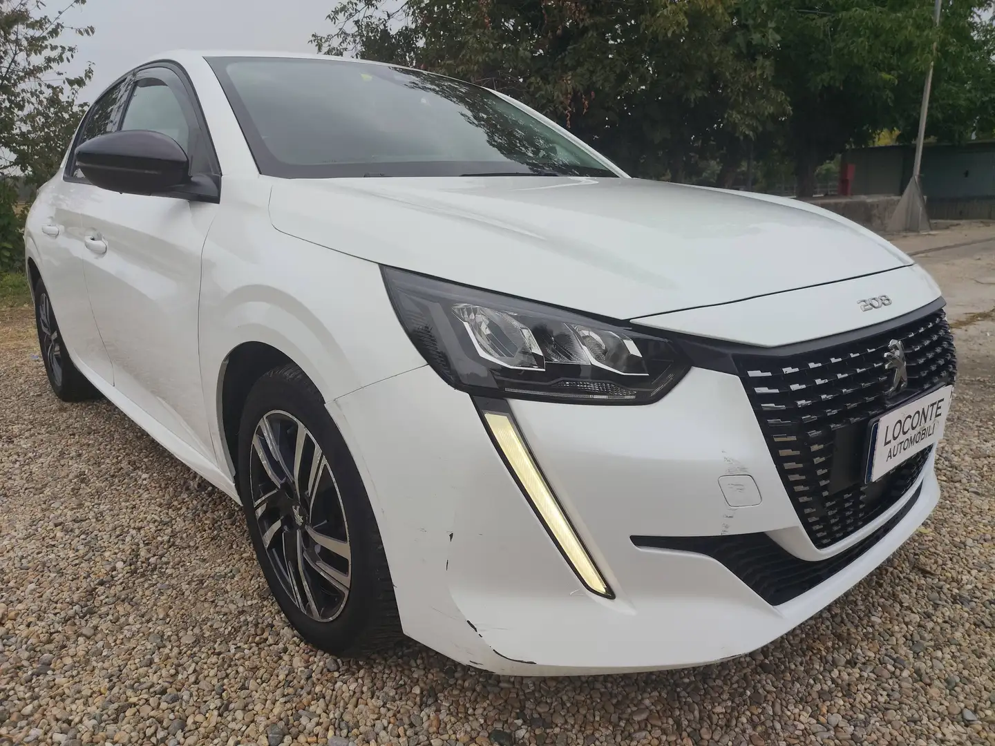 Peugeot 208 1.2 puretech Allure Pack AUTOMATICO Blanco - 1