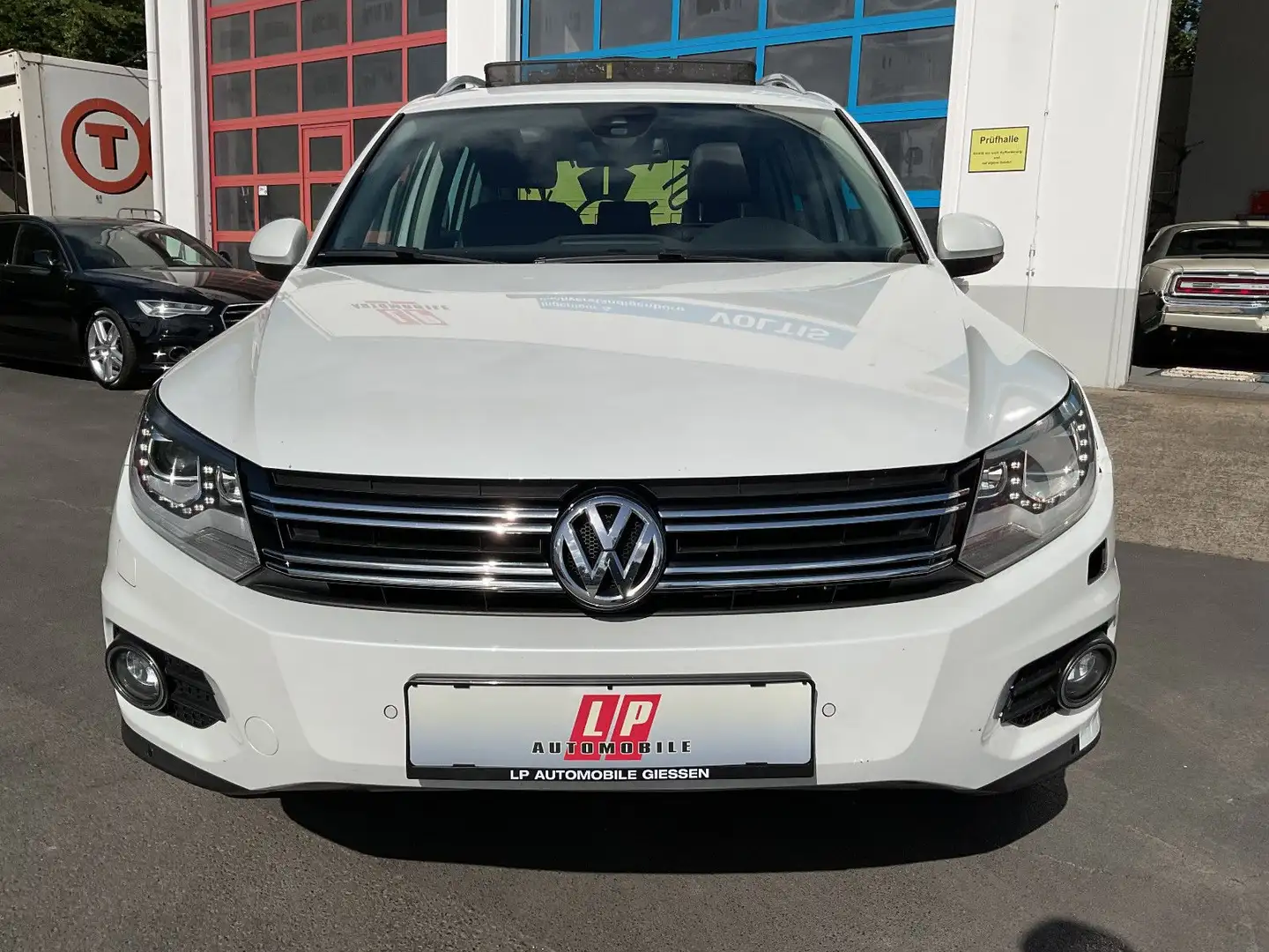 Volkswagen Tiguan Track & Style 4Motion Leder Pano AHK LED Blanc - 2